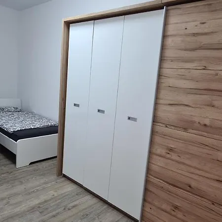 Adessa Apartment *